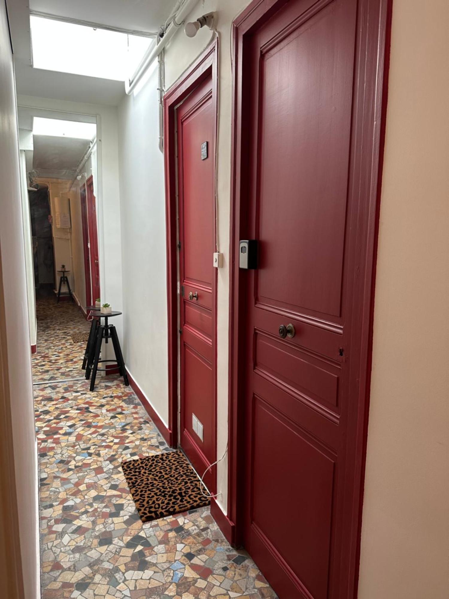 Tiparis Apartment